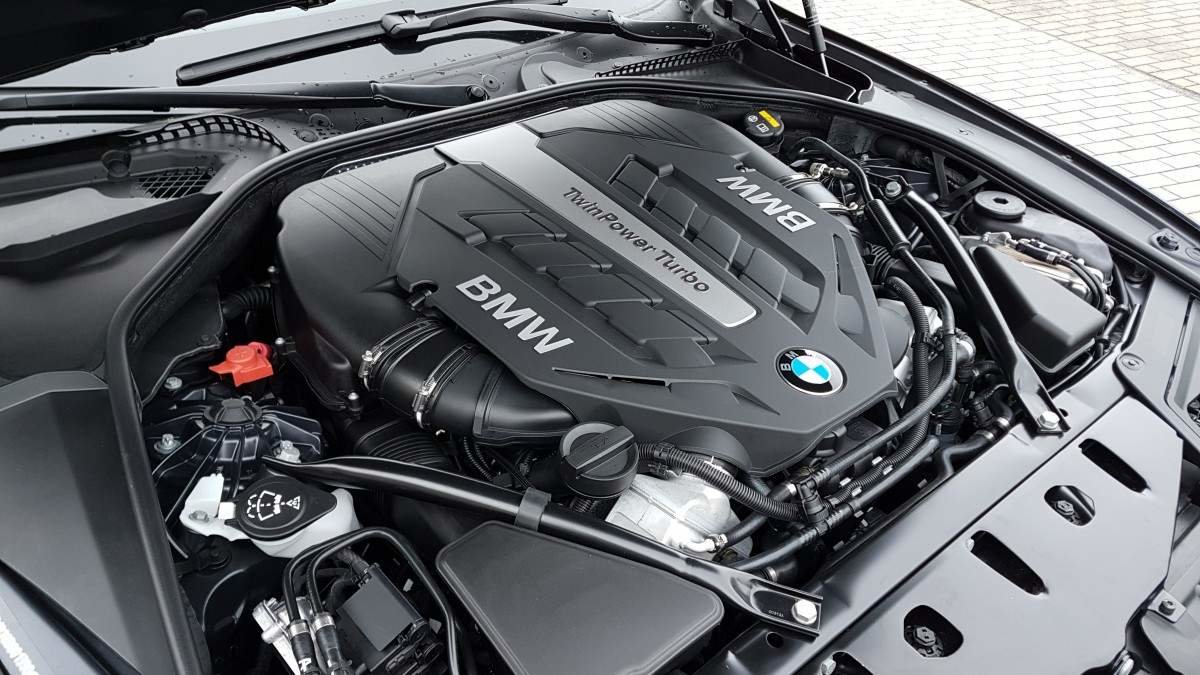Motor biturbo de BMW