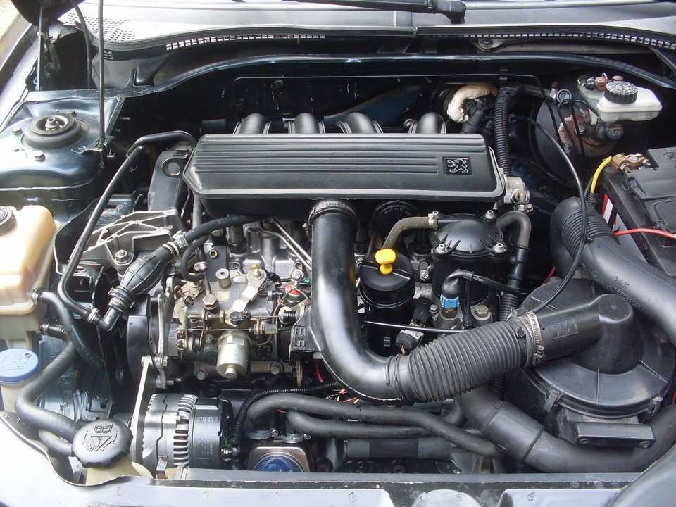 Peugeot 306 con motor 1.9 XUD 9 A