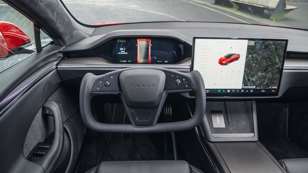 Tesla Model S Plaid Interior 2021