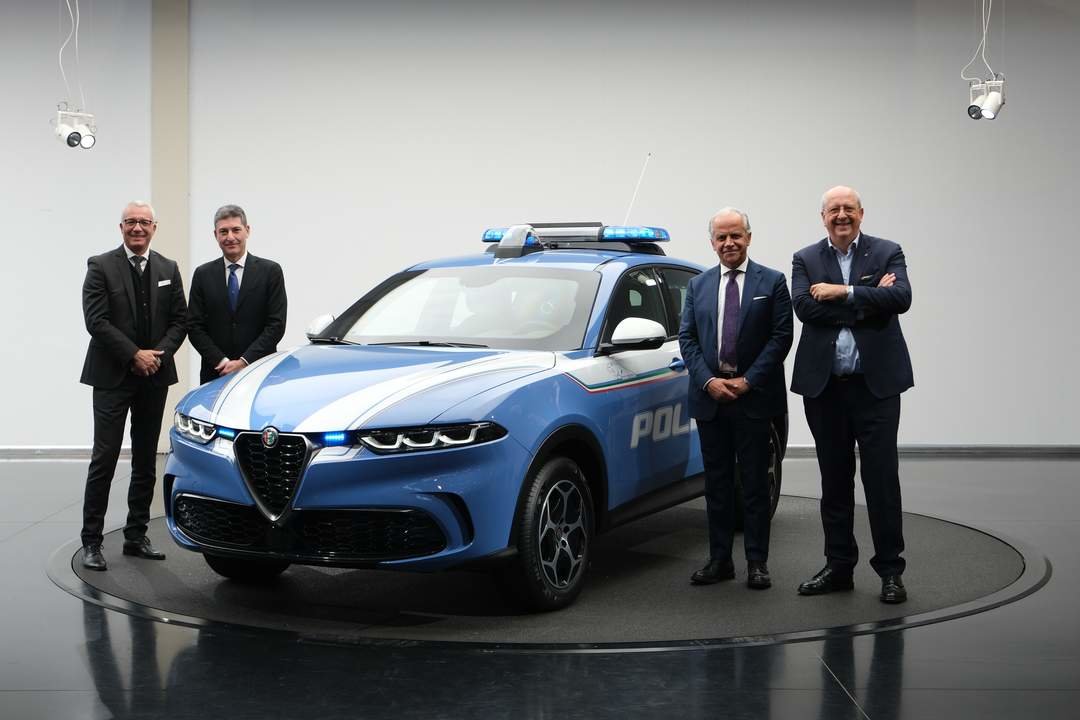 El Alfa Romeo Tonale de la policía italiana